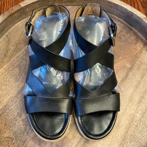 GUC Sofft sandals sz 7